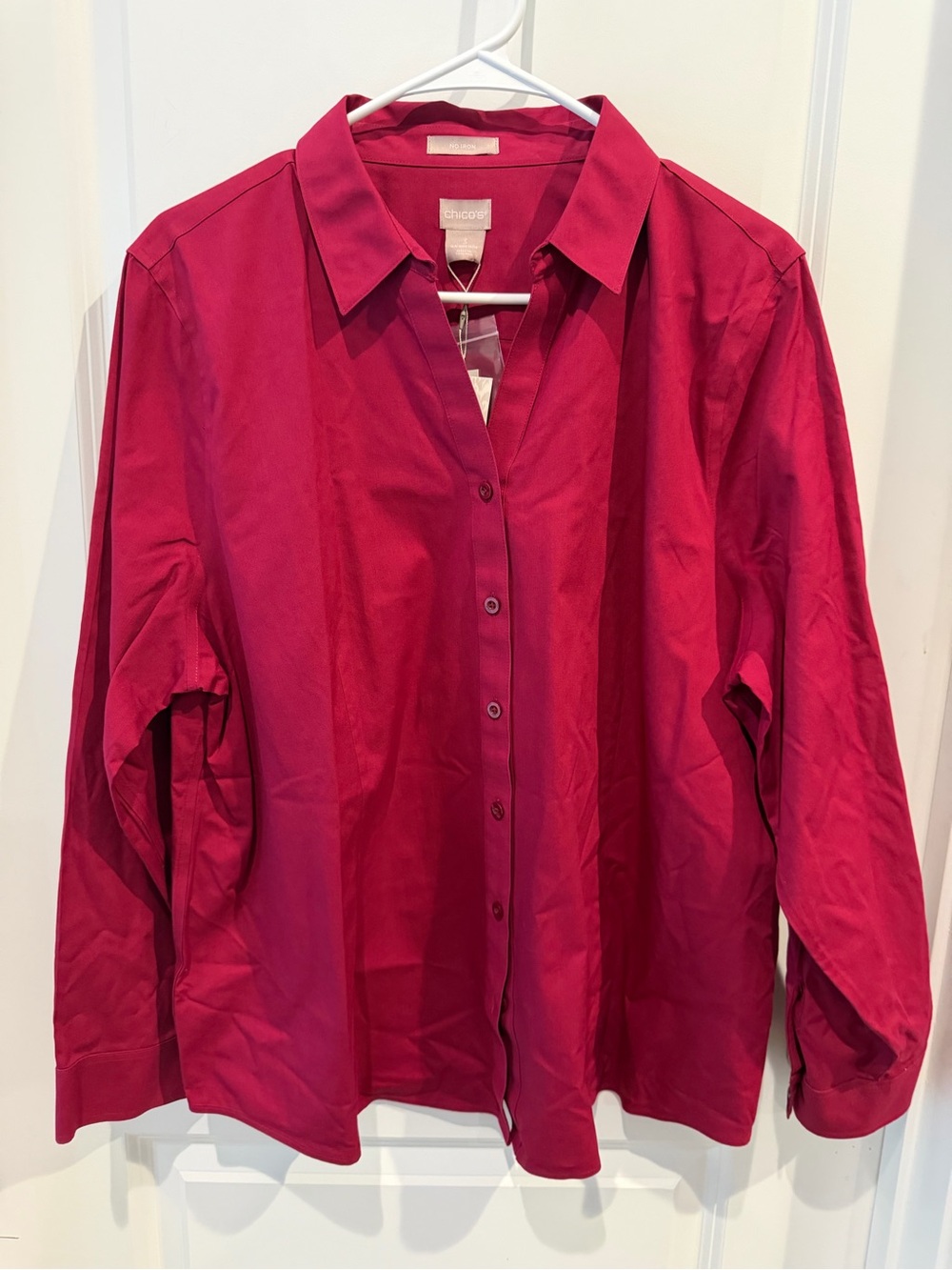 Chico's Women’s Button-Down Shirt in Mulberry Red Size 3